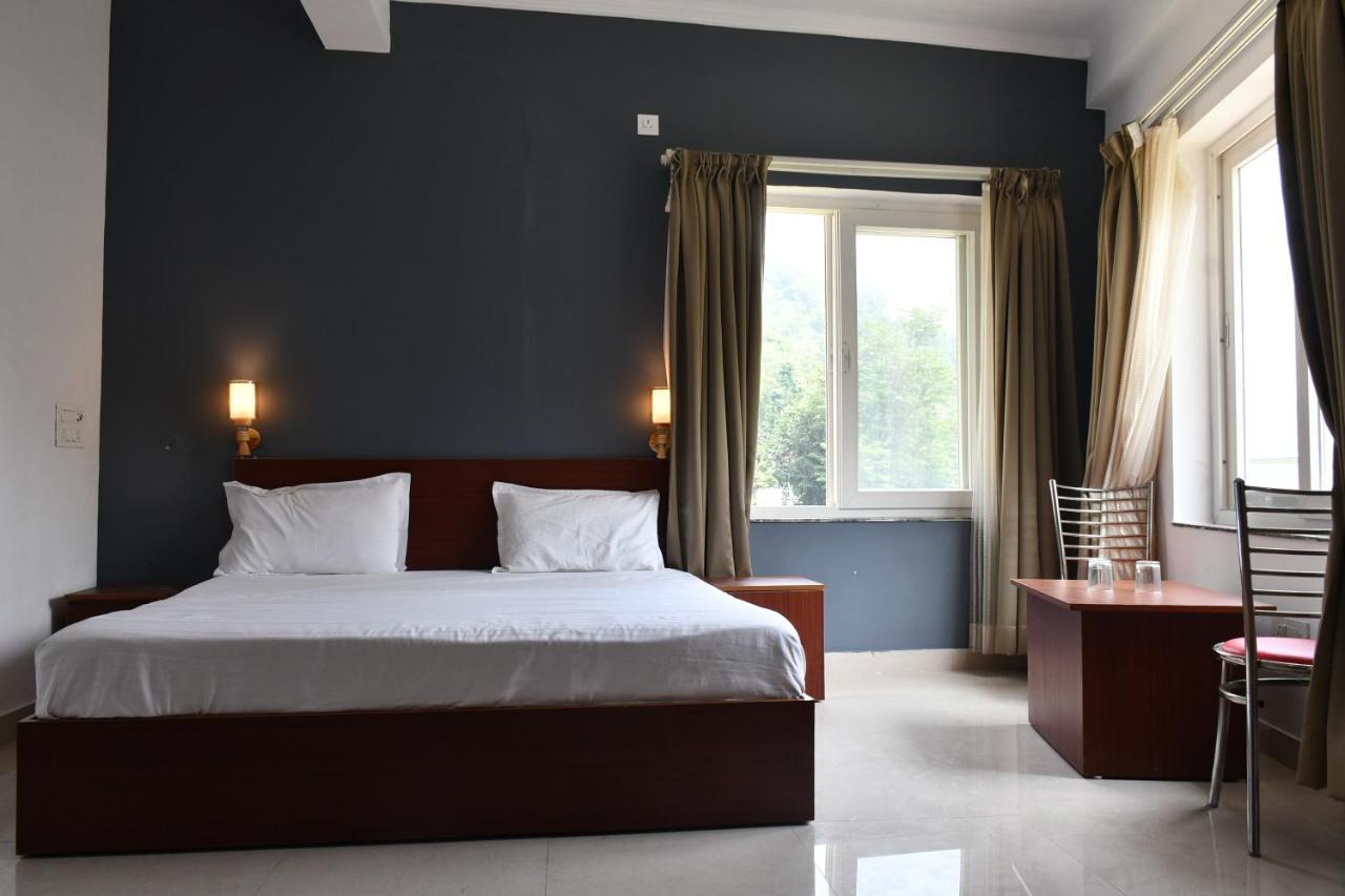 4Musafir Hotels Rishīkesh Esterno foto